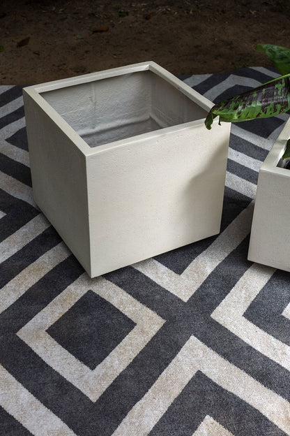 Barrow Planter - Rivour Home