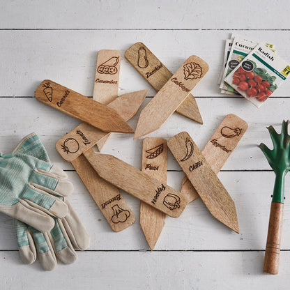 Garden Delights: Wooden Vegetable Markers Ensemble - Rivour Home