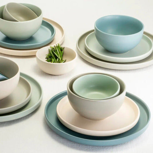 Rollo Artist Blend Dinnerware, Set of 16